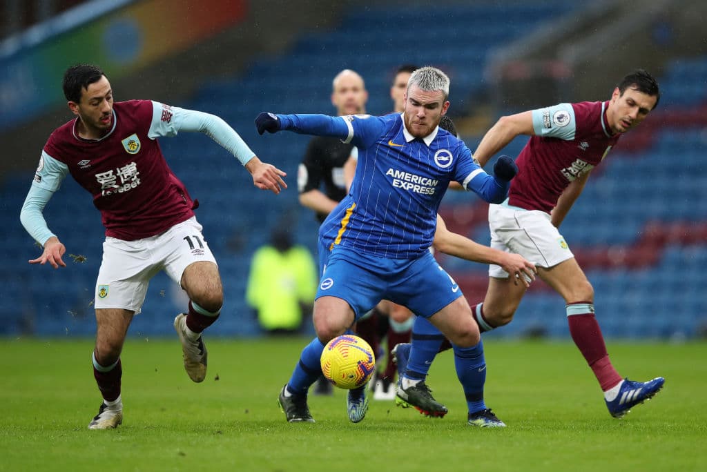 Burnley y Brighton empataron a un gol en el Turf Moor. El empate les sabe a poco dado que Brighton llegó a 25 en la parte baja de la tabla y Burnley a 23, buscando alejarse del descenso.