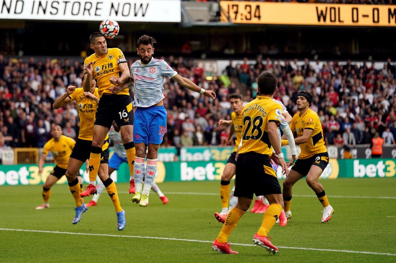 Wolverhampton ve la derrota ante el Manchester United por la mínima, durante la tercera Jornada de la Premier League. Mason Greenwood le dio el gol a los ‘Red Devils’ al minuto 80 del encuentro y, los de Raúl Jiménez suman ya su tercera derrota en la liga.