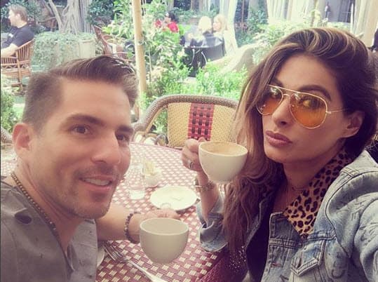 Según información del diario
<a href="https://www.publimetro.com.mx/mx/print/2011/08/11/anino-compromiso.html" target="_blank"> Publimetro</a>, Galilea Montijo conoció a Reina cuando él era regidor y ambos participaban en el cierre de campaña del ex presidente municipal de Acapulco Manuel Añorve, quien contendía a la gobernatura del estado de Guerrero y es un político muy cercano al esposo de la conductora.