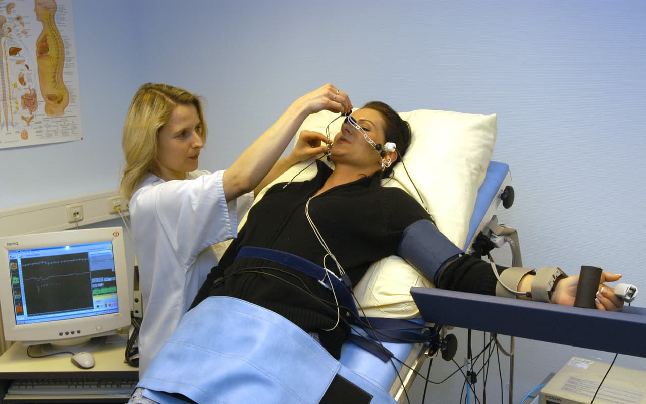 A veces resulta más económico pagar en efectivo sin usar el seguro para algunos procedimientos médicos.