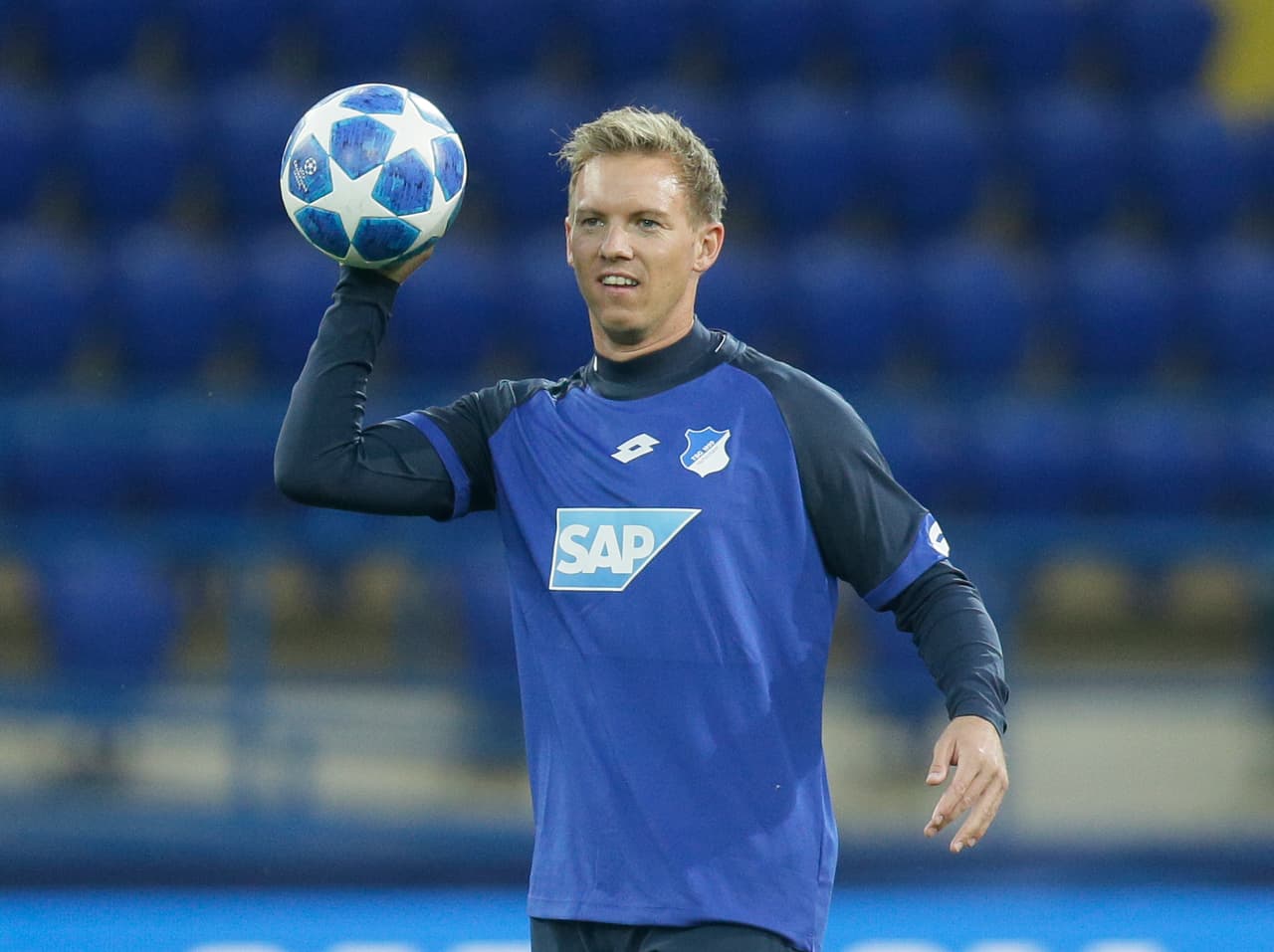 Su debut como entrenador fue el 11 de febrero del 2016 con el Hoffenheim.