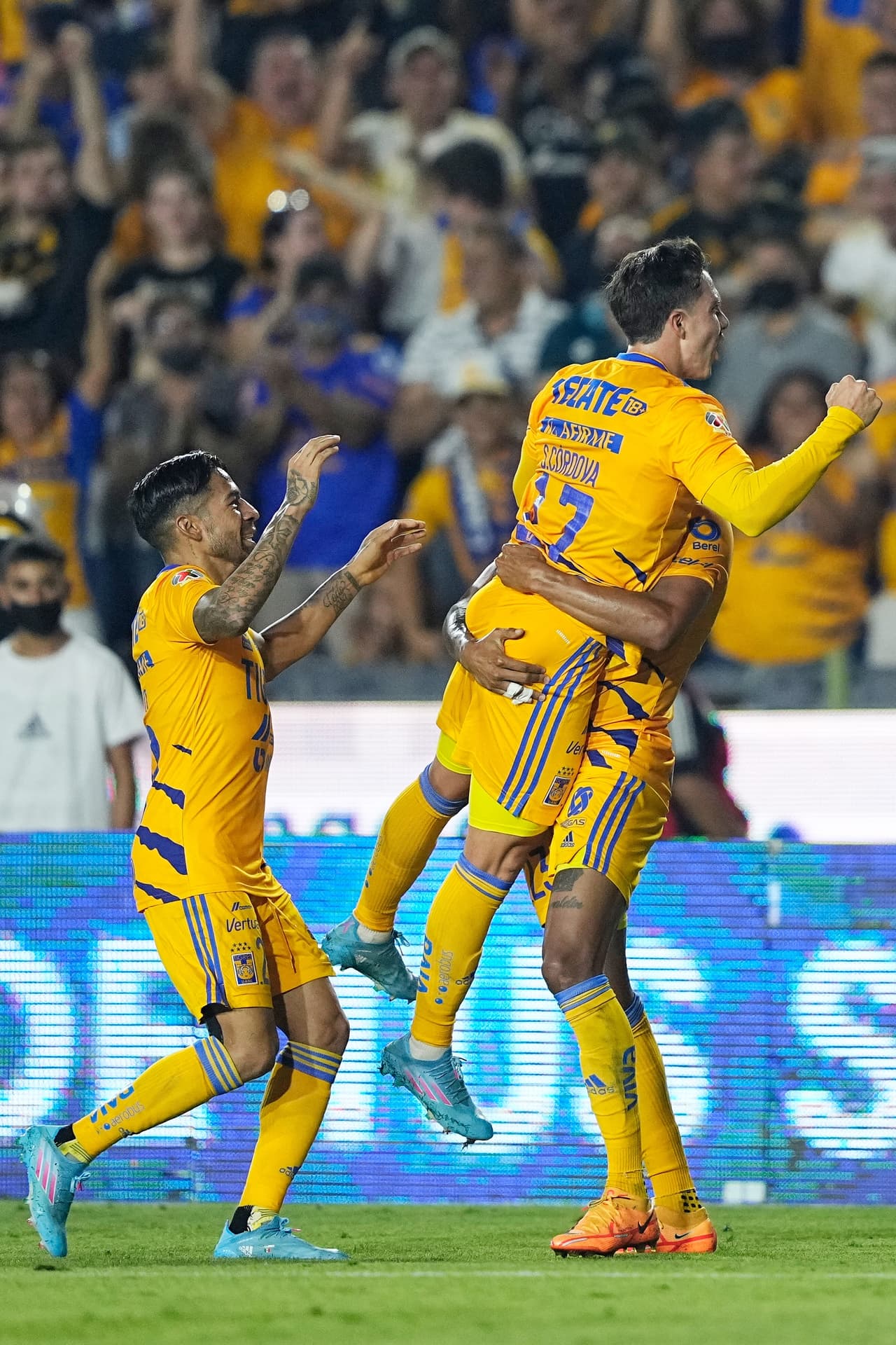 Con un zurdazo, el exjugador del América aumentó la ventaja.