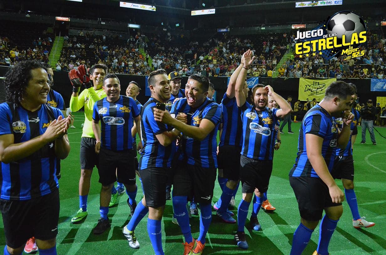 Hubo muchas risas, abrazos y aplausos cada vez que caía un gol de los norteños.