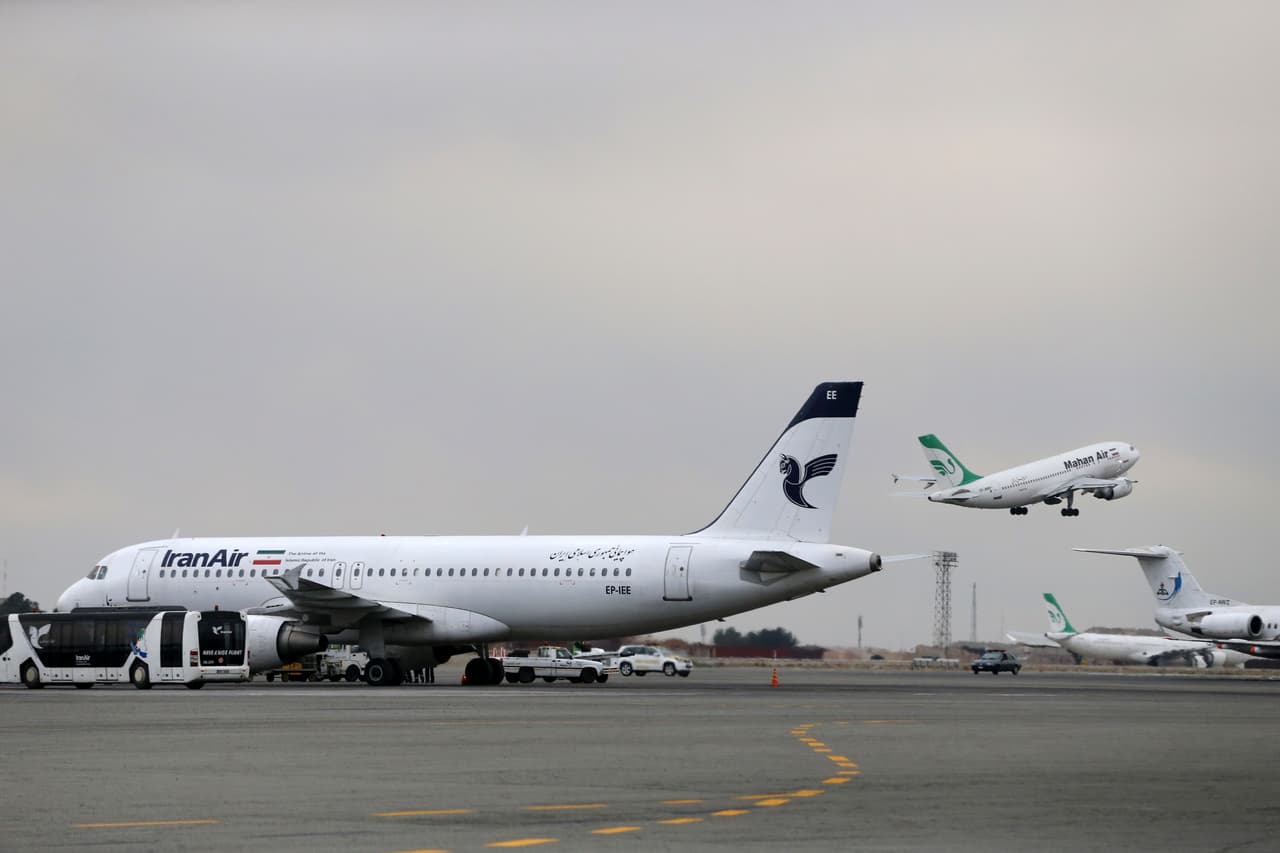Estados Unidos anuncia que las aerolíneas iraníes dejarán de operar en dos días