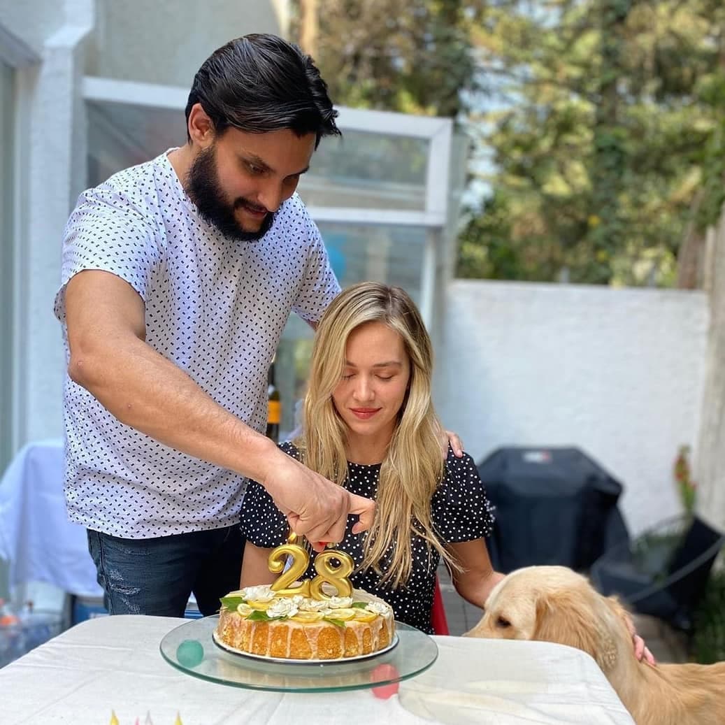 En cuanto al sexo de su nieto, la también cantante confesó que sí le gustaría que fuera niña.