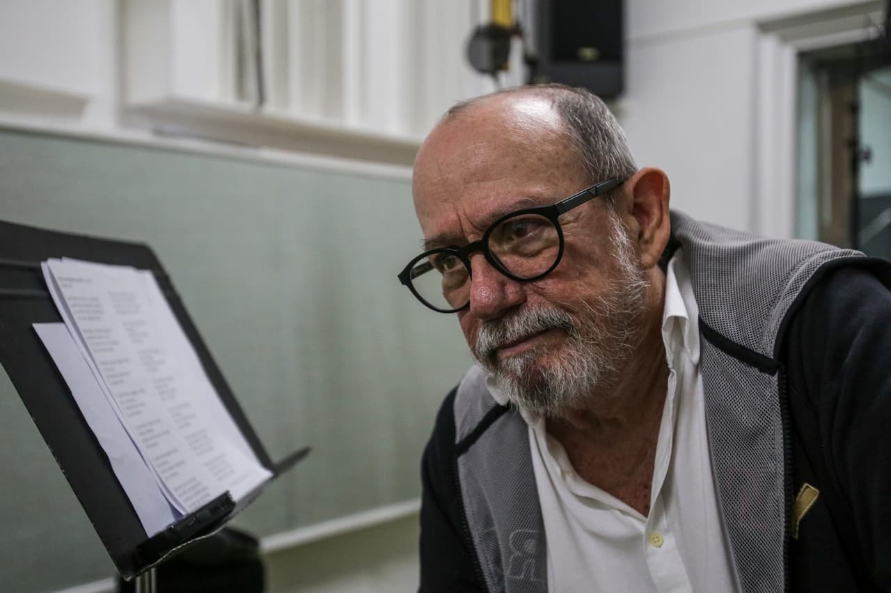 Silvio Rodríguez defenderá a Cuba si EEUU interviene: 'Exijo mi AKM, lo digo en serio'
