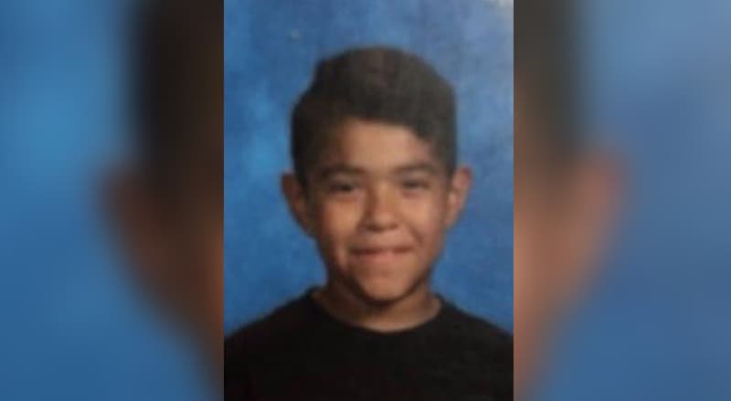 Localizan al niño hispano que desapareció mientras montaba su patín en California
