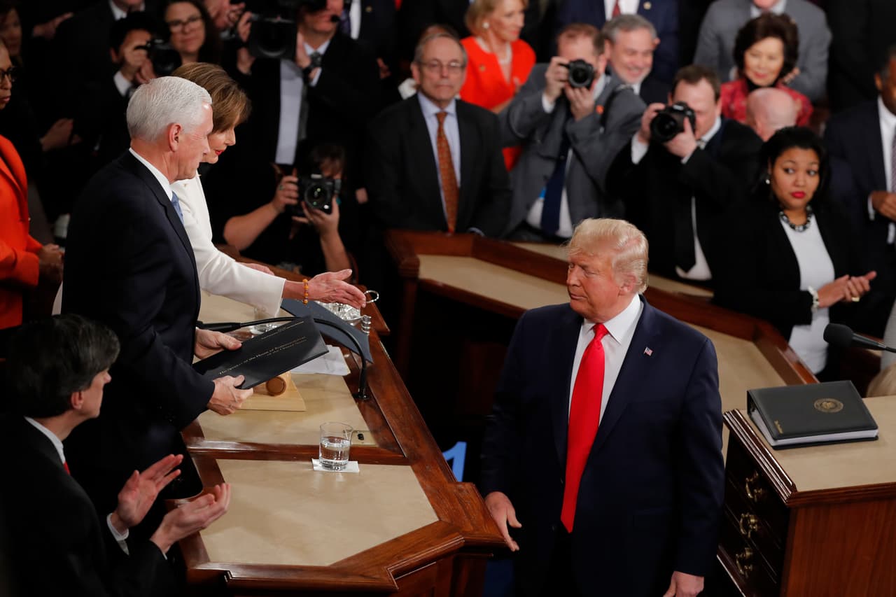 Donald Trump a su llegada al podio.