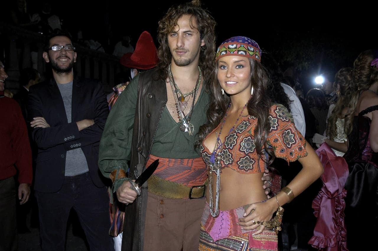 Sebastián Zurita también tuvo una relación con la actriz francesa Angelique Boyer, con quien coincidió en 2009 en la telenovela 'Corazón salvaje'. La pareja terminó dos meses después de la confirmación de su noviazgo.