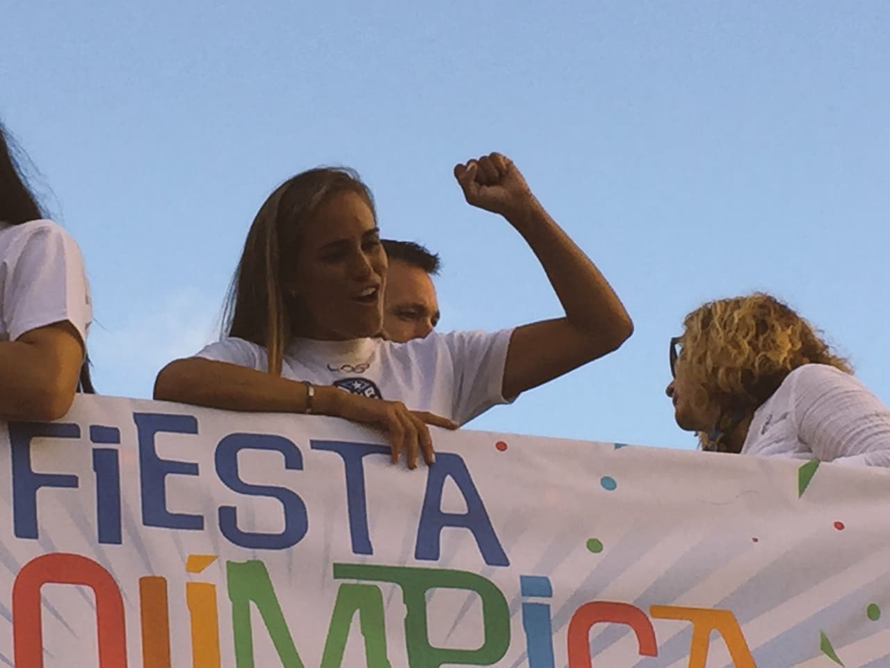 Puerto Rico se vistió de oro y le dio un recibimiento por todo lo alto a los atletas que representaron la isla en las Olimpaidas Río 2016.