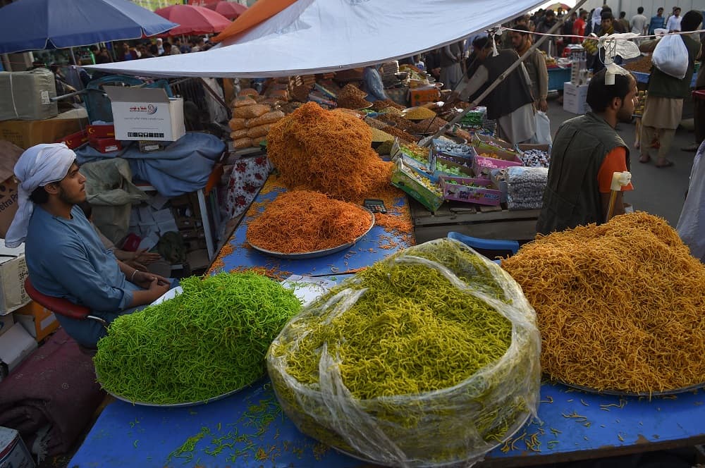 <b>Afganistán. </b>El gobierno de EEUU alerta que la situación en este país es muy inestable debido al elevado crimen, al terrorismo que padece el país, los conflictos armados y la posibilidad de ser secuestrado. De hecho, alerta de que la posibilidad de que la embajada pueda ofrecer servicios a los ciudadanos está "severamente limitada".
<b> </b>