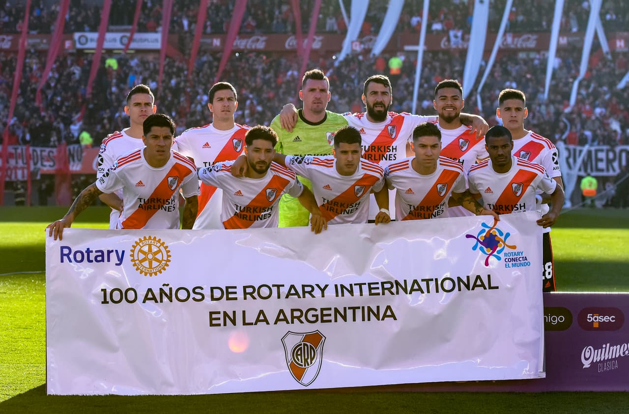 Partido intenso pero con escasas oportunidades de gol genera que Boca mantenga el invicto en la Superliga de Argentina y River hila dos juegos sin triunfo. Chocarán en Semifinal de la Copa Libertadores.