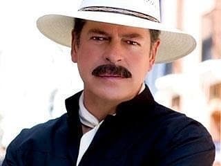 <b><a href="https://www.univision.com/famosos/los-guapos-hijos-de-sergio-goyri-sherlock-y-nit-fotos">Sergio Goyri</a></b> ha destacado en las telenovelas por sus
<b><a href="https://www.univision.com/novelas/novelas-show-temp/los-villanos-mas-odiosos-de-las-telenovelas-fotos">papeles antagónicos</a></b>, sin embargo, recientemente confesó que al principio
<b>se negó a ser antagónico</b> en las historias.