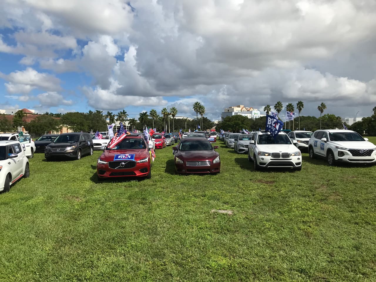 El lema de los demócratas este domingo era “Fuera Trump”.