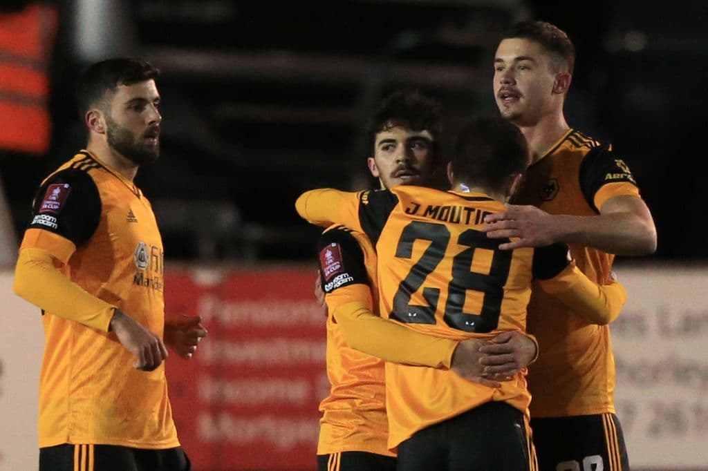 El Wolverhampton de Raúl Alonso Jiménez avanza en la FA Cup | Visitaron y despacharon al Chorley Football Club por la mínima y consiguen su pase a la quinta ronda de la justa.