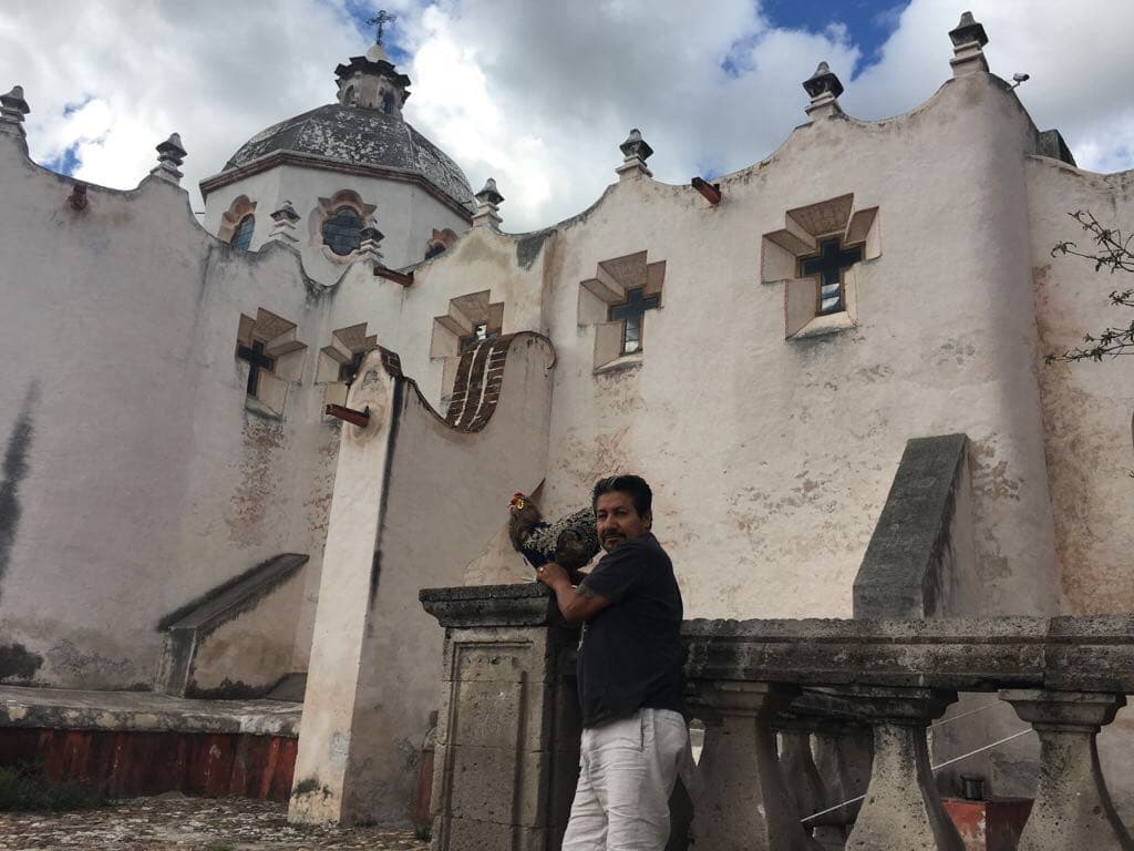 La Gallina Vidente y El
<a href="https://www.facebook.com/andresmaldonadoelfeo/?fref=ts">Feo </a>no se perdieron ningún monumento.