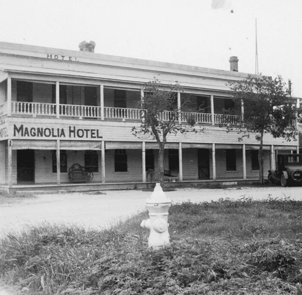 Debido a esto, el Magnolia Hotel se ha vuelto extremadamente solicitado por investigadores paranormales, investigadores y programas de televisión.