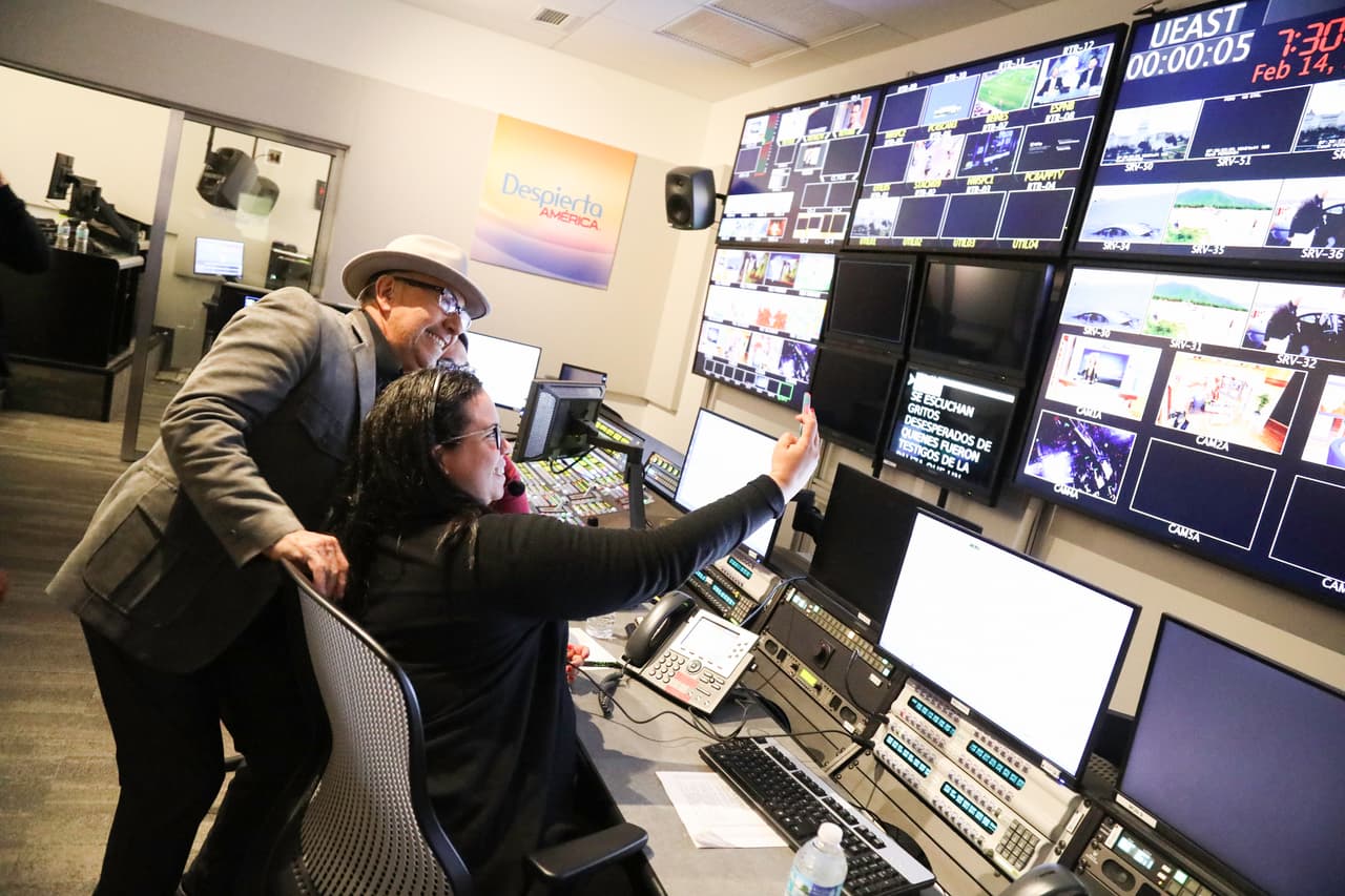 Fernando Arau estaba feliz de volver a pisar la que fue su casa por 12 años.