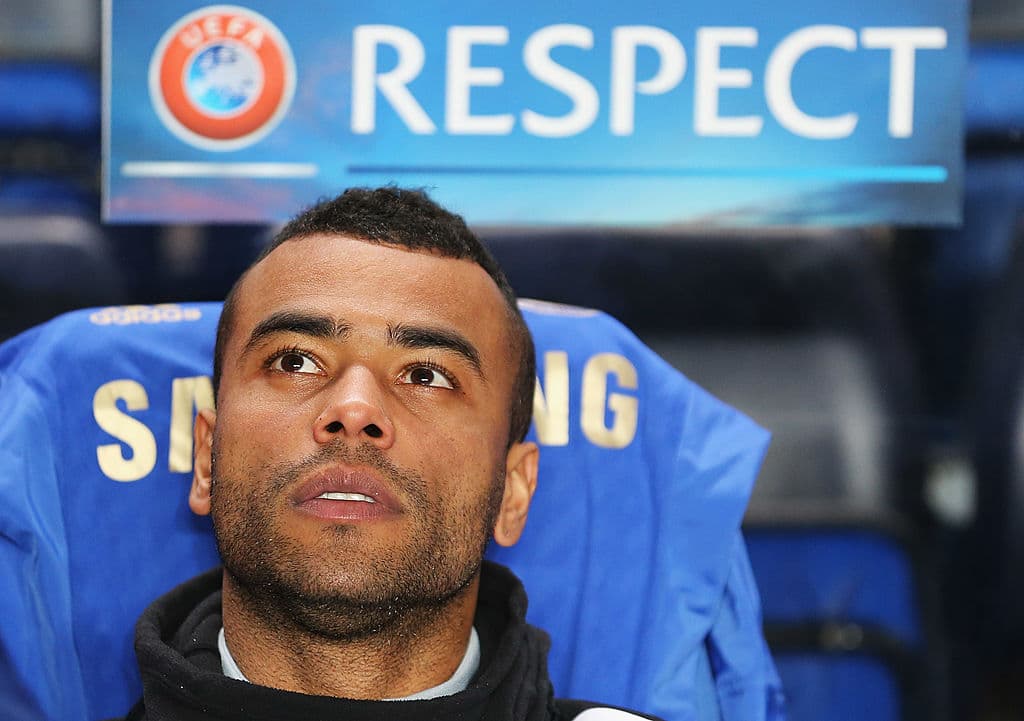 Ashley Cole. Tres veces campeón de Inglaterra y una de Europa. Brilló con el Arsenal y con el Chelsea; terminó su carrera con el Derby County tras tres años en la MLS.