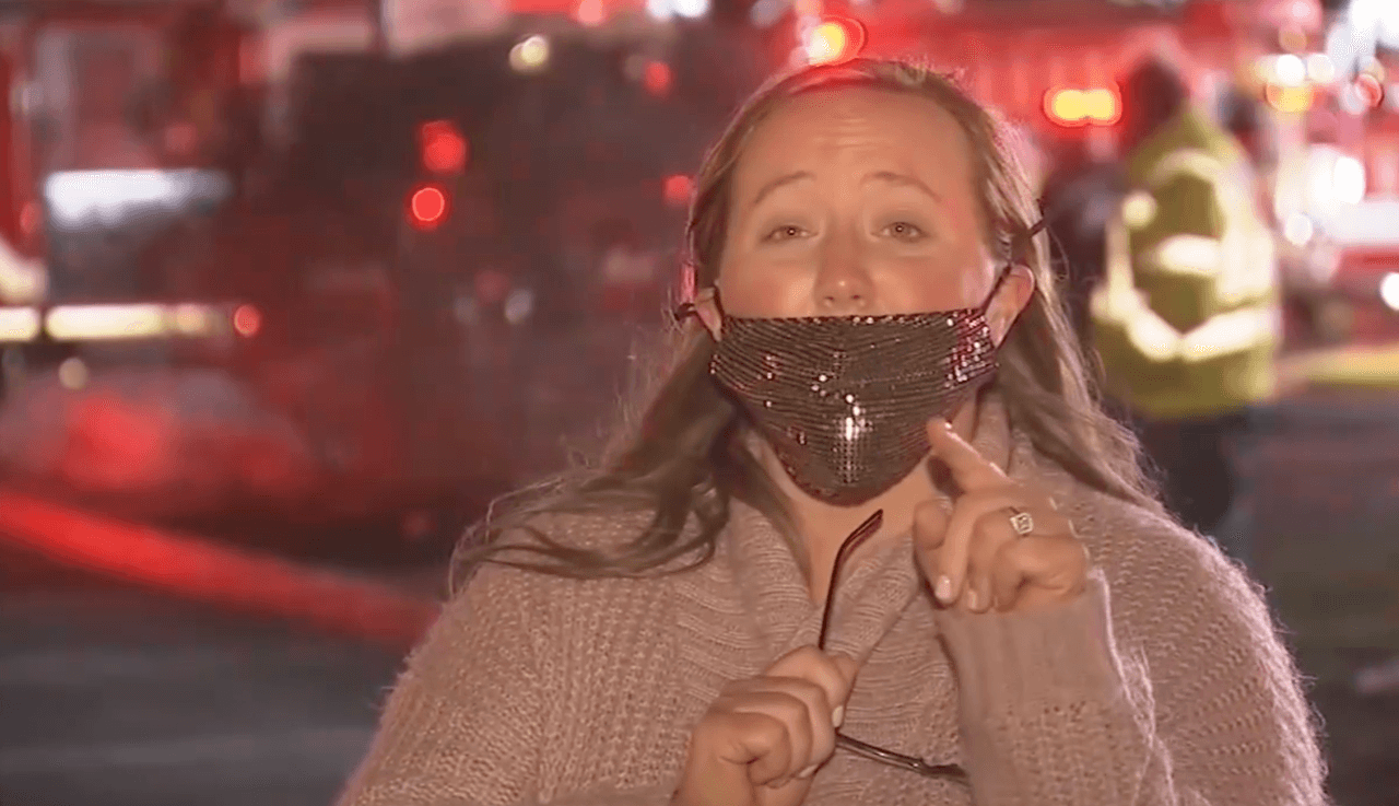 Kerezsi dijo que cree que su matrimonio está "destinado a la grandeza".
<br>
<br>"Si podemos atravesar COVID y podemos atravesar un incendio, creo que podemos atravesar casi cualquier cosa", dijo la futura novia. "A todos mis invitados a la boda: ¡vengan listos para la fiesta porque estoy lista!"
<br>