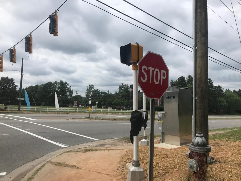 Departamento de Policía de Raleigh alerta sobre cortes de energía debido a las fuertes lluvias