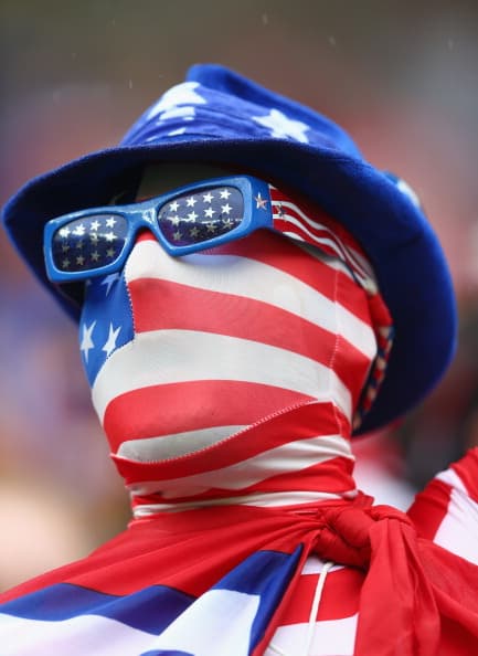 Los fanáticos americanos han demostrado que saben cómo disfrazarse para apoyar a su selección.
