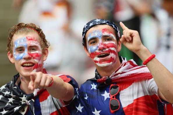 Los fanáticos americanos han demostrado que saben cómo disfrazarse para apoyar a su selección.