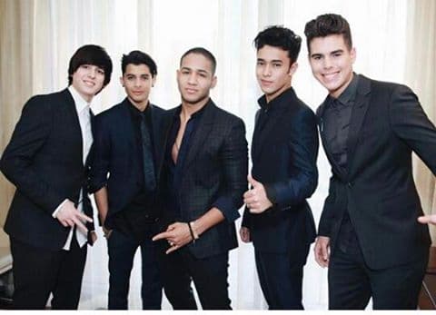Los chicos de CNCO tan guapos como siempre.