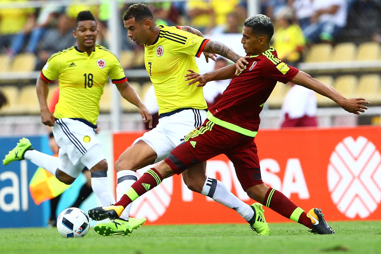 No obstante, la capacidad técnica de Cardona, con un excelente remate de media distancia y poder de pase para gol a sus compañeros lo hacen un jugador determinante.