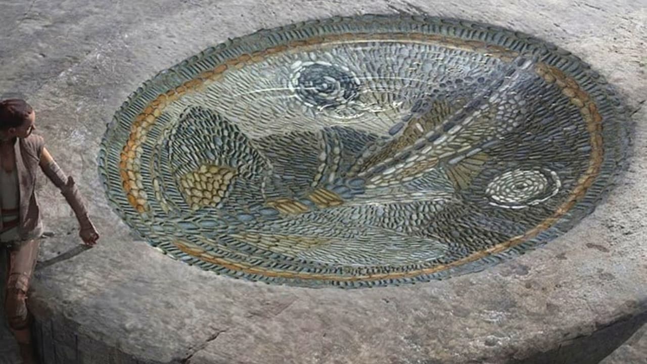 Rey en el primer Templo Jedi.