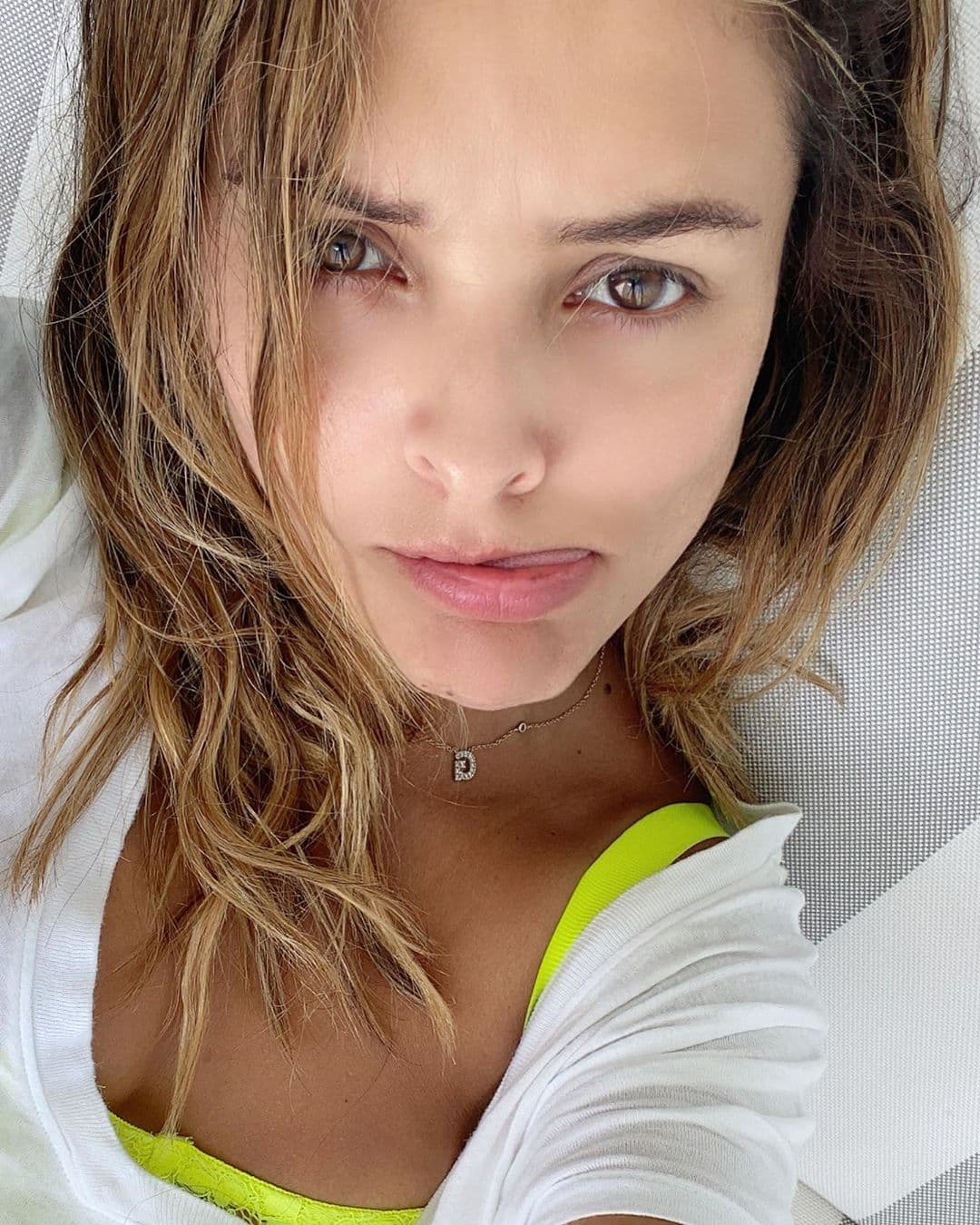 AhÃ, ella comparte su dÃa a dÃa en familia y todas las tareas que debe hacer como madre de hogar.