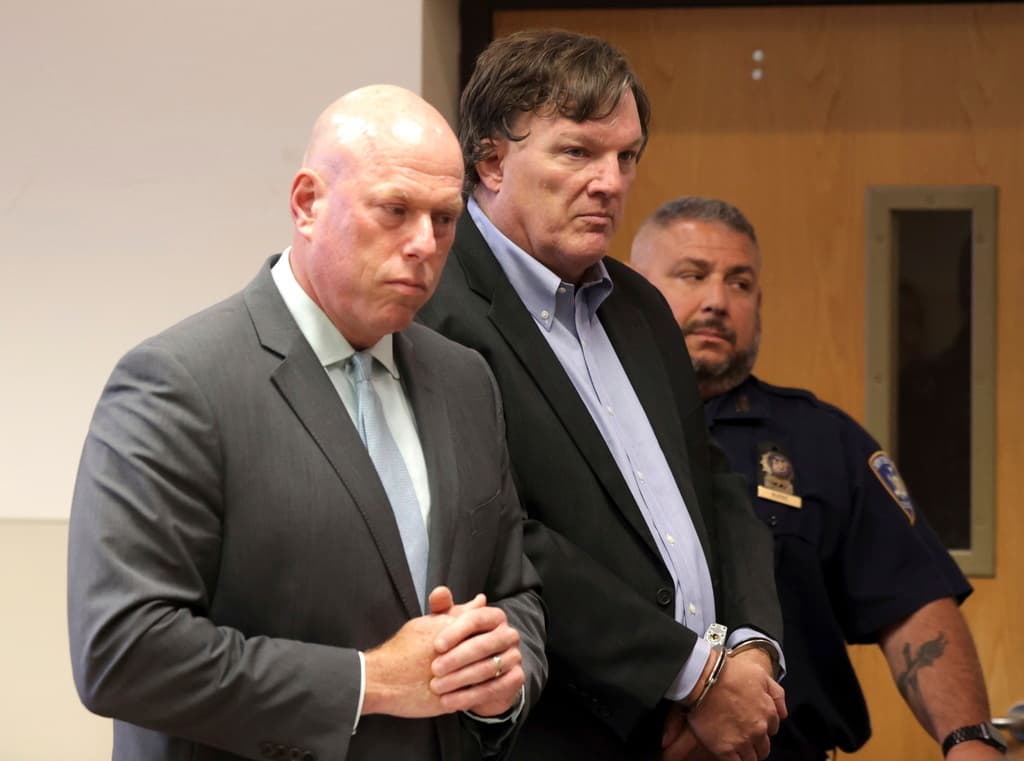 Rex Heuermann enfrenta acusaciones de asesinato y sus hijos enfrentan traumas emocionales por el caso.