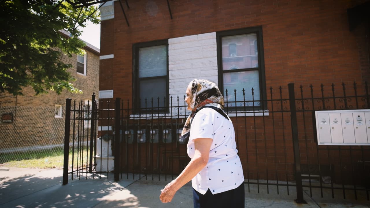 Miquita llegó a Estados Unidos en 1973, como indocumentada y con sus dos hijas. Su primer sueldo fue de $2,20 la hora.