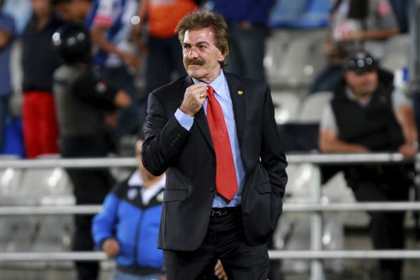 Ricardo La Volpe, argentino. Campeón con Atlante en Liga (1992-1993) y con México en Copa Oro (2003).