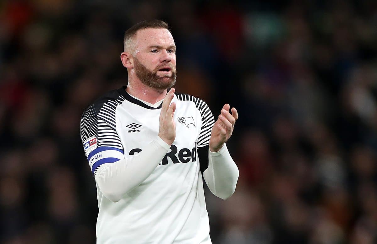 Rooney: “CR7 es un asesino; Messi te tortura antes de matarte”