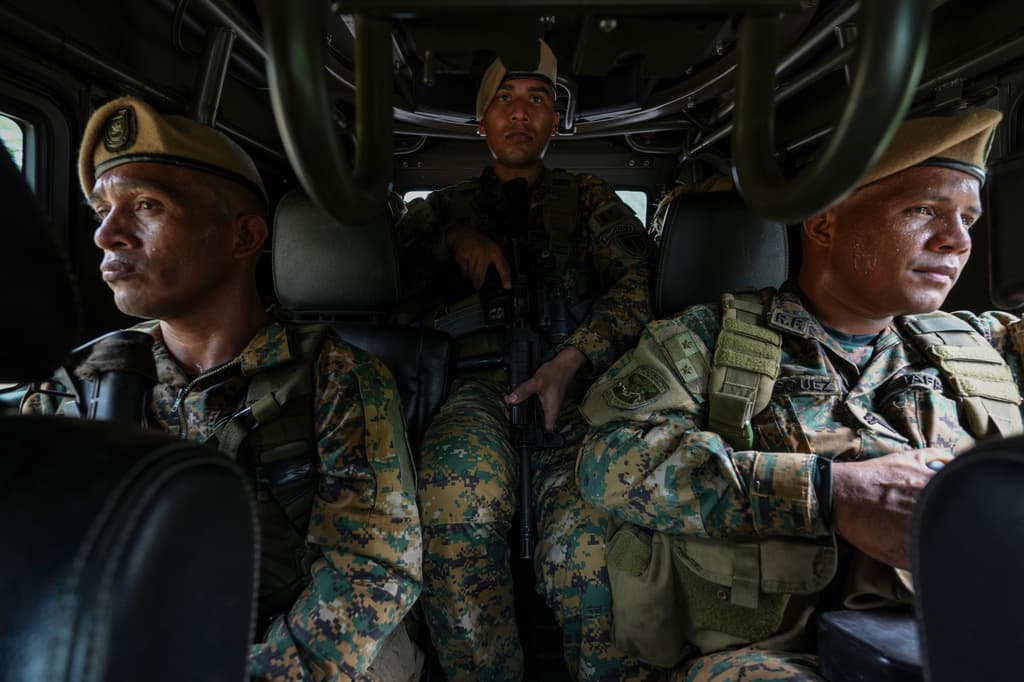 Panamá refuerza seguridad en la frontera tras atentados en Colombia