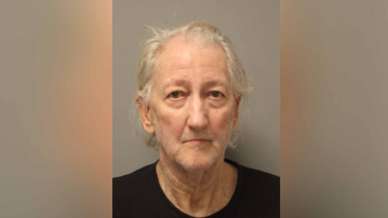 Williard Billings, de 77 años, no se le fijó fianza.