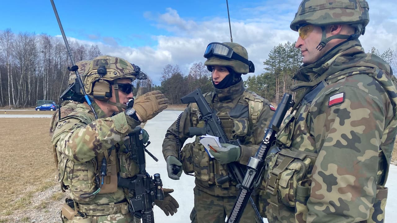 Invasión a Ucrania: ¿Cuál es el rol de los 3,000 soldados de Fort Bragg desplegados en Polonia?