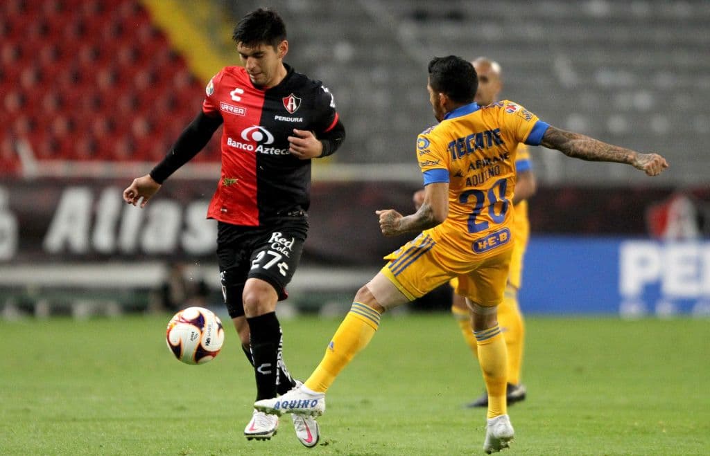 Carlos González marcó a los 17’ de juego el primer gol del juego; Quiñones (90+1’) marcó sobre la recta final . Los rojinegros estuvieron tuvieron oportunidades, pero no cayó el gol. La siguiente fecha, los de la UNAL recibirán a los Rayos, mientras que Atlas visitará a los Pumas.