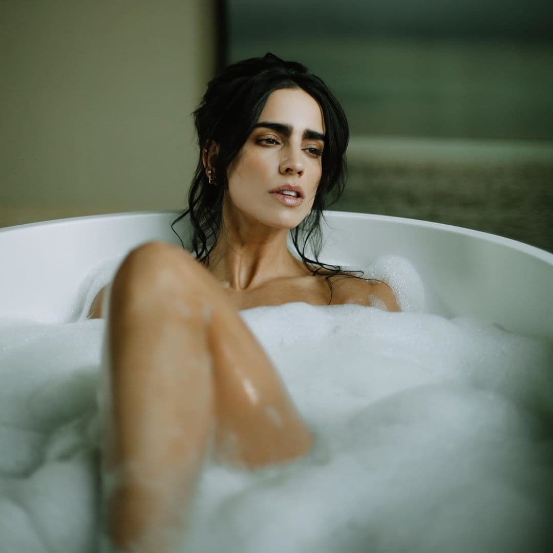 Su frase:
<a href="https://www.univision.com/famosos/la-gente-herida-hiere-la-respuesta-de-barbara-regil-a-quienes-buscan-apagar-a-otros-con-sus-criticas-video" target="_blank">"La gente herida, hiere"</a>, con la que respondió a quienes atacaban y buscaban "apagar" a otros, se popularizó en redes sociales.