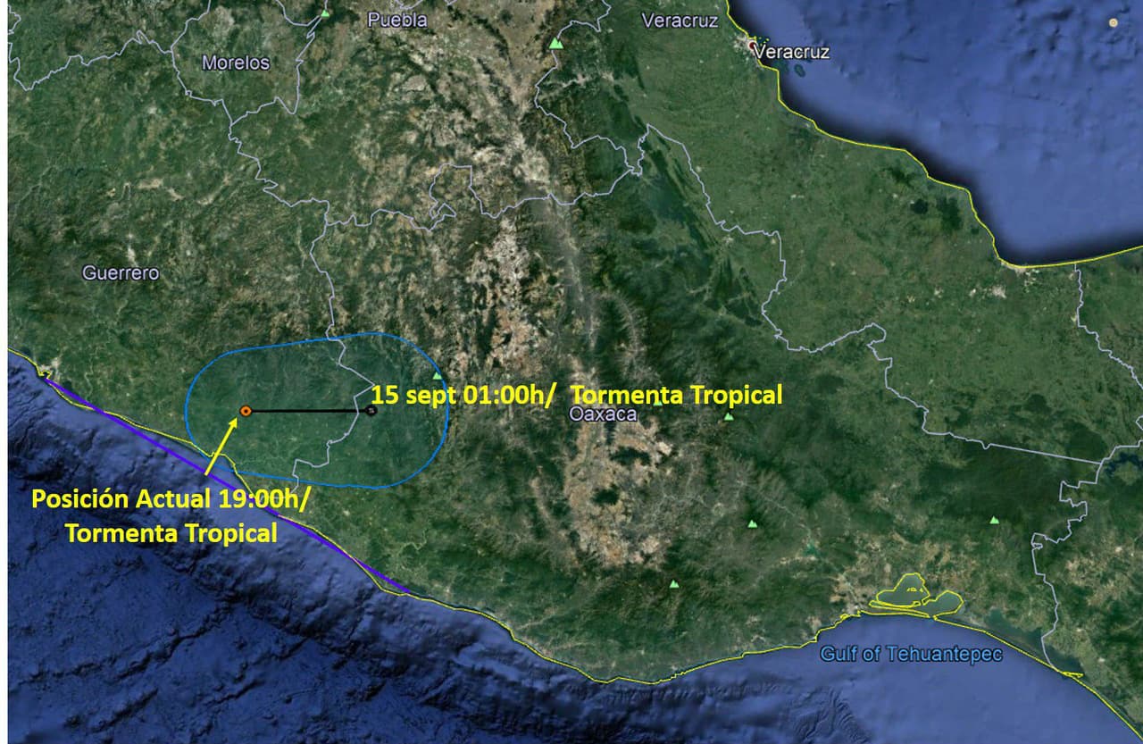 Max disminuyó a tormenta tropical.