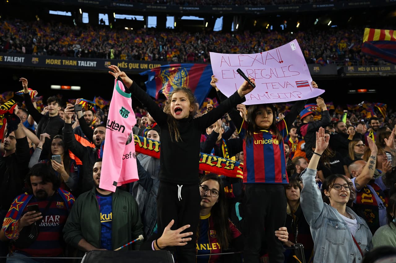 El Barcelona ingresó 91 mil 648 aficionados al Camp Nou ante el Wolfsburgo para convertirse en el partido femenil con más asistentes de la historia.