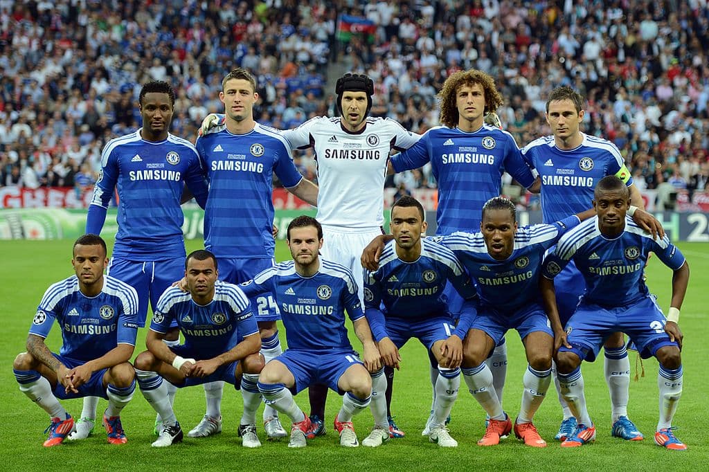 Para la final, en cuadro londinense llegaba en desventaja ya que jugarían frente al Bayern Múnich con la comodidad de jugar en su estadio, el Allianz Arena. Al minuto 20, Peter Cech le roba el grito de gol a los alemanes al conseguir una enorme atajada.