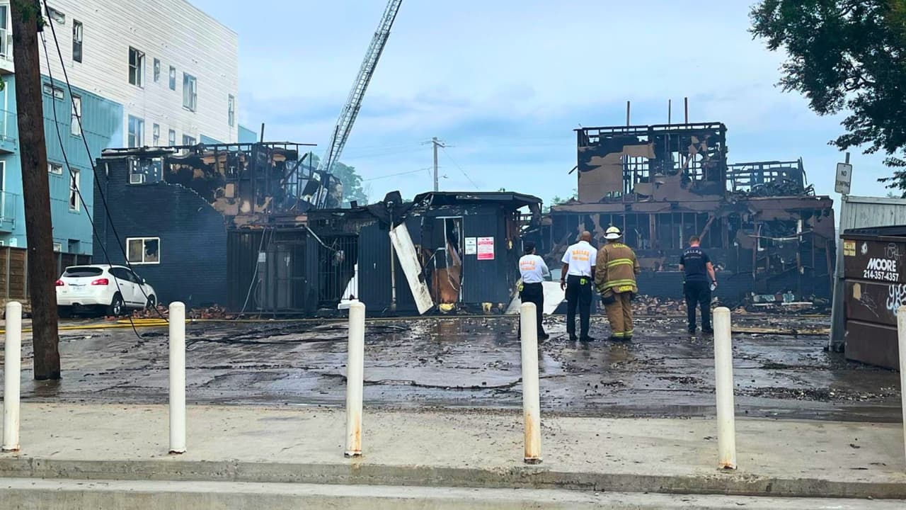 Lista de lugares para ayudar a los afectados por la explosión de un complejo de apartamentos en Oak Cliff