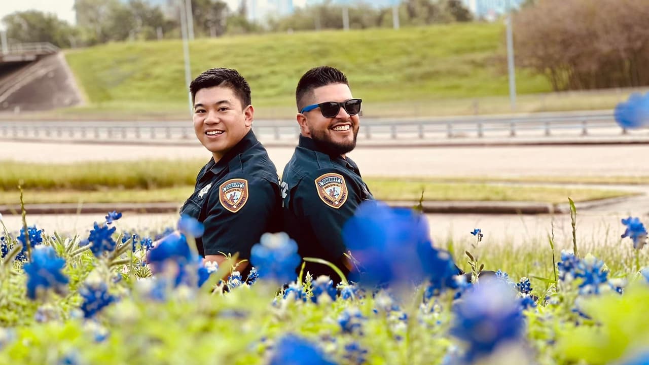 Los residentes, especialmente los niños pequeños y visitantes disfrutan el caminar entre las flores y
<b>aprovechan para tomarse fotografías</b>.