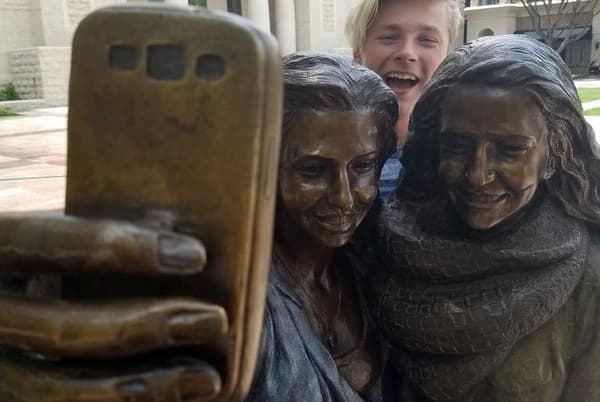 El monumento al "selfie" ya existe y está ubicado en Texas