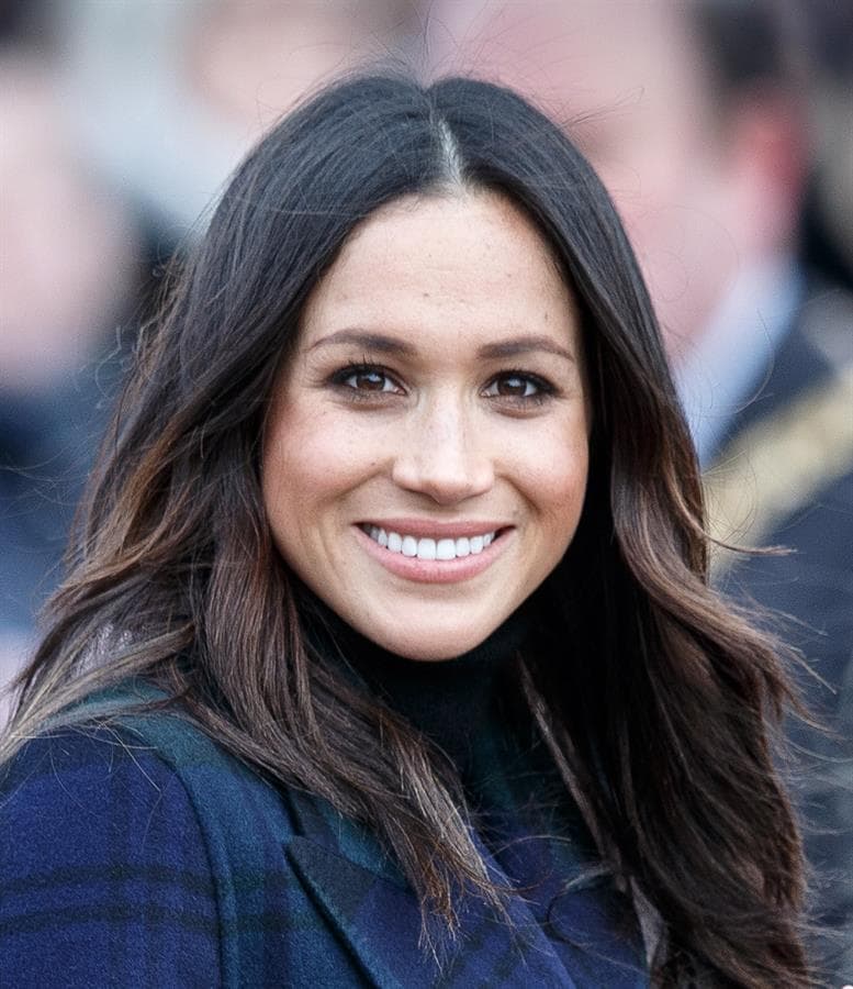 A Meghan Markle le va peor que a Harry con la aprobación, según el análisis. El índice de aprobación de la exactriz estadounidense bajó seis puntos desde después la entrevista y ahora el 61 por ciento de los británicos tiene una opinión negativa de ella, mientras que solo el 29 por ciento la ve favorablemente.