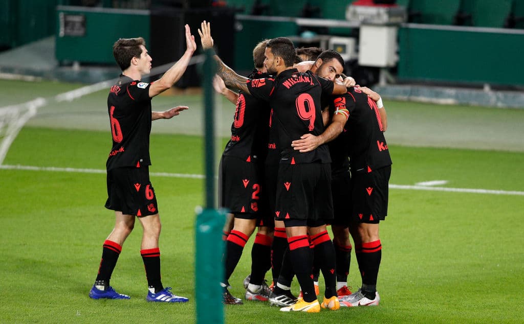 Goliza por parte de la Real Sociedad ante el Betis en el Benito Villamarín, los autores de los goles fueron Cristian Portugués, Mikel Oyarzabal y Adnan Januzaj.