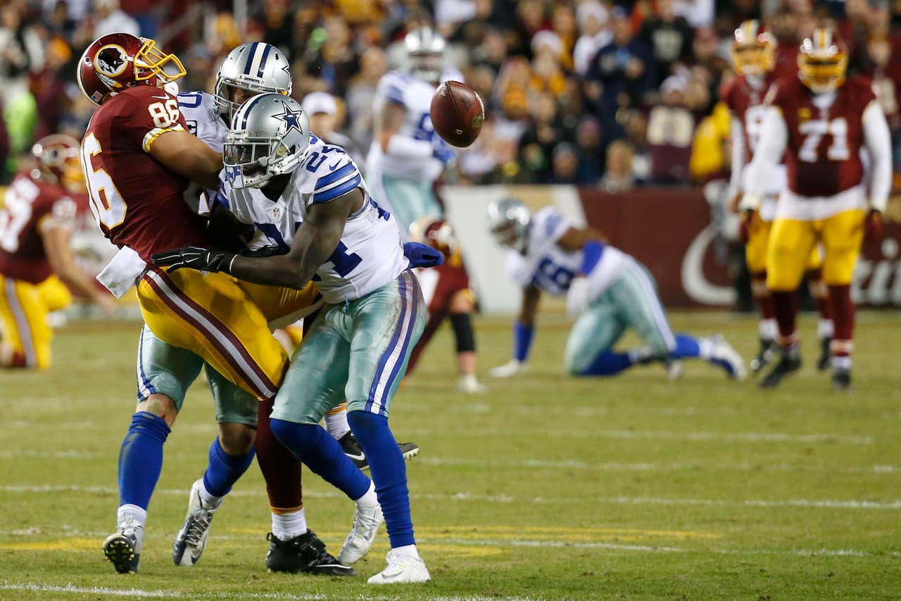 Con patada de 54 yardas, los Cowboys ganan el partido 19 a 16 a Washington
