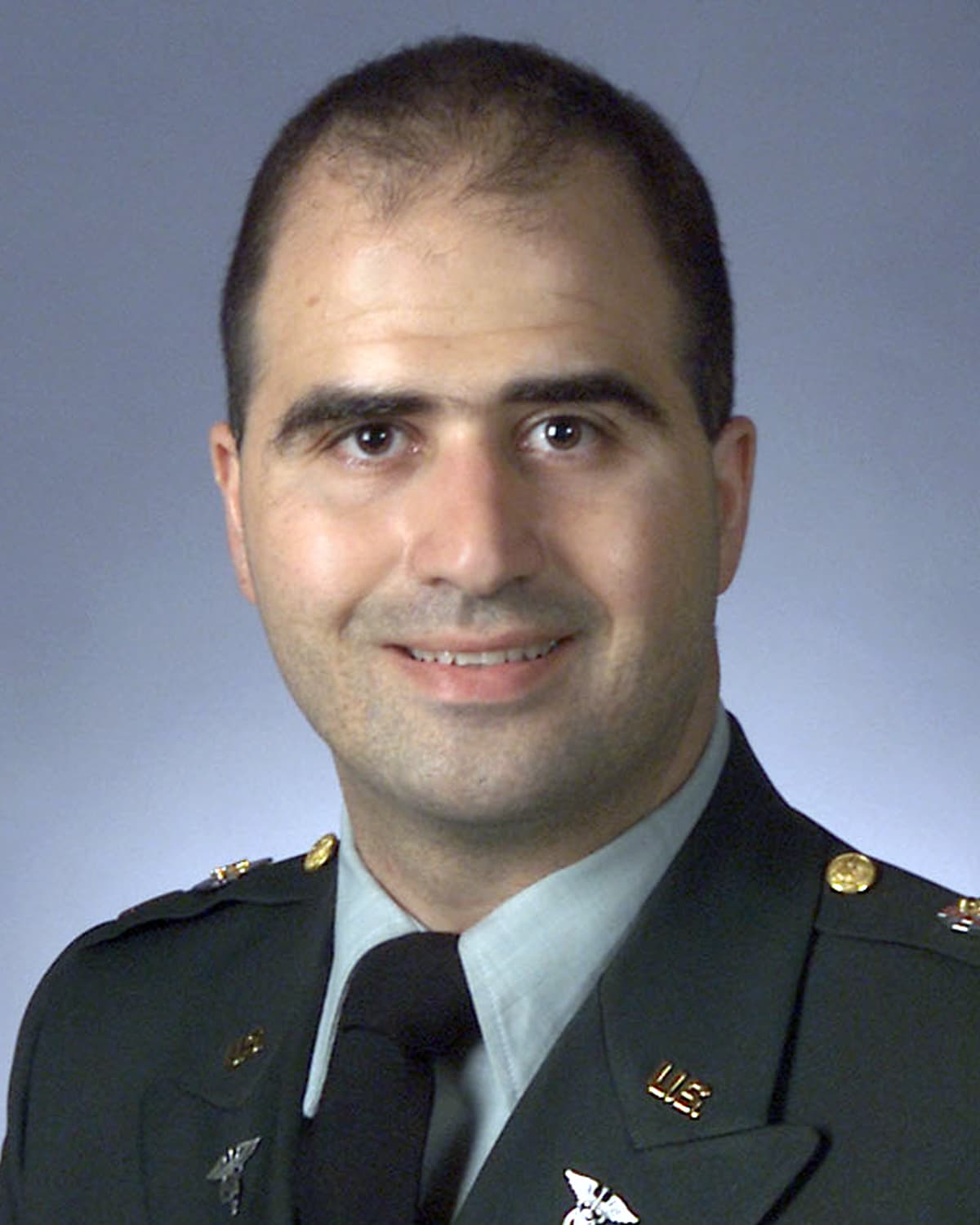 <b>Base militar de Fort Hood, Texas, 2009. 13 muertos.</b> Nidal Hassam era mayor del ejército estadounidense y médico psiquiatra. Abrió fuego contra militares y civiles en el centro de preparación física de la base, donde se atienden a los soldados antes de ser enviados a misiones. Practicante del islam, el atacante resultó herido en el evento y paralizado de la cintura hacia abajo. Fue hallado culpable de 13 asesinatos premeditados y condenado a muerte en 2013.